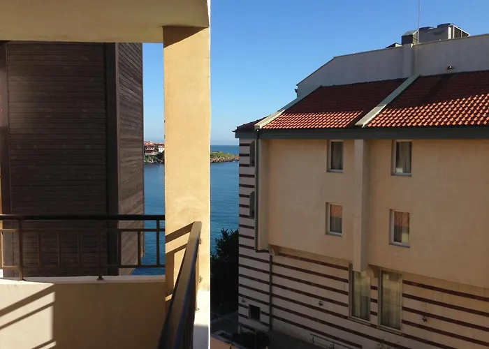 Hotel Parnasse